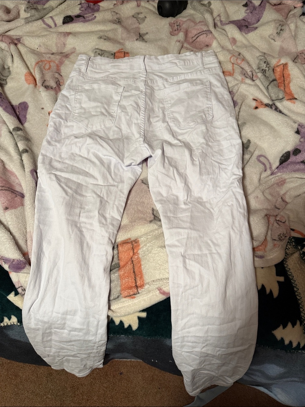 White Distressed Ripped Jeans - Picture 3 of 3